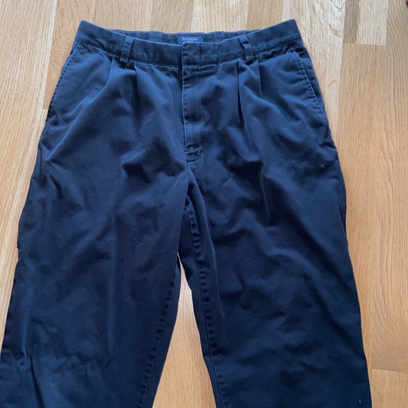 Levi’s Dockers Black Work Pants Khakis Chinos 34x32 Pleated Side Zipper Pocket - Picture 2 of 10